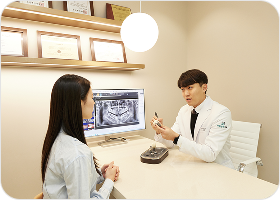 세심한 사전 진단 및 식립 계획